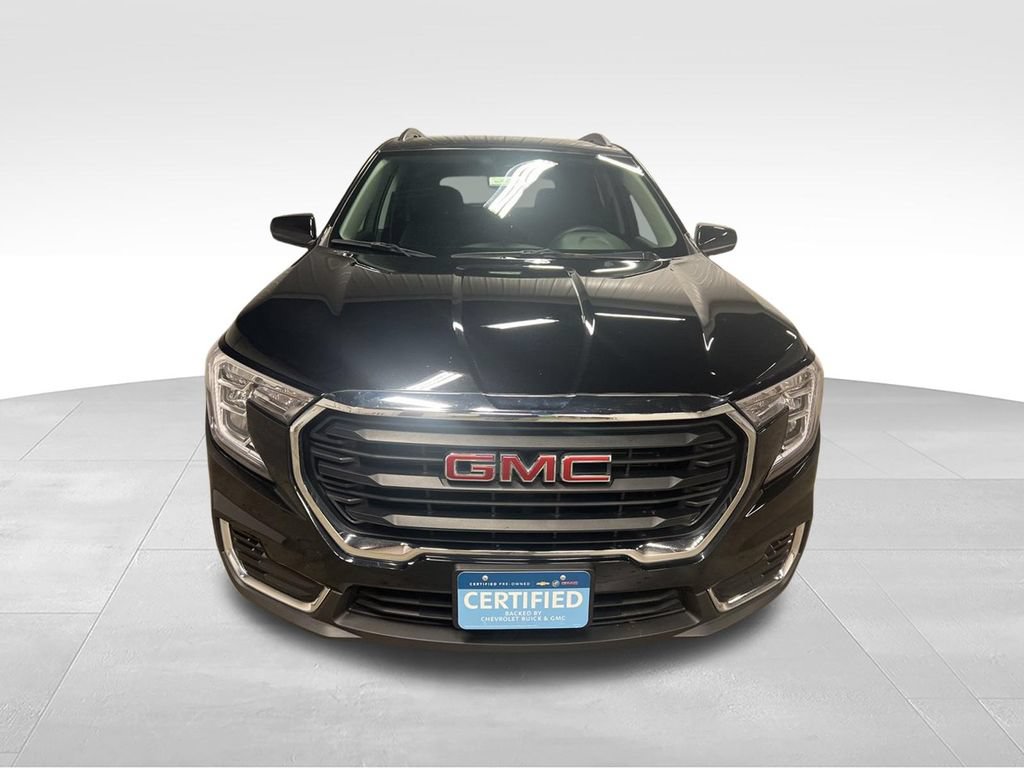 Certified 2023 GMC Terrain SLE w/ Driver Convenience Package AWD/4WD image 4