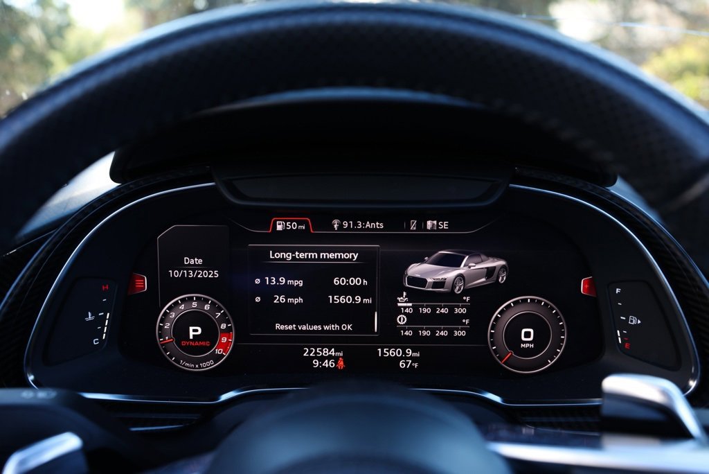 Used 2018 Audi R8 V10 plus image 10