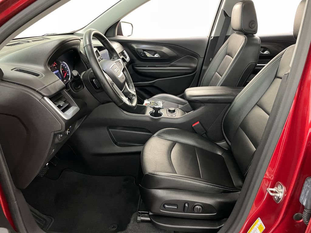 Certified 2024 GMC Terrain SLT w/ Infotainment Package II AWD/4WD image 9