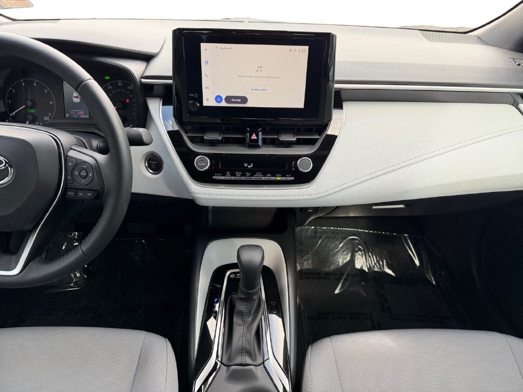 Used 2025 Toyota Corolla SE w/ Carpet Mat Package (TMS) FWD image 12
