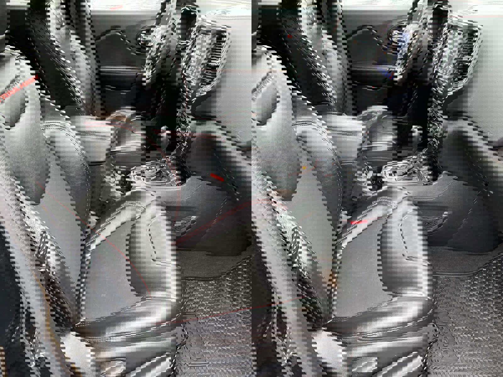 Certified 2022 Jeep Cherokee Trailhawk image 24