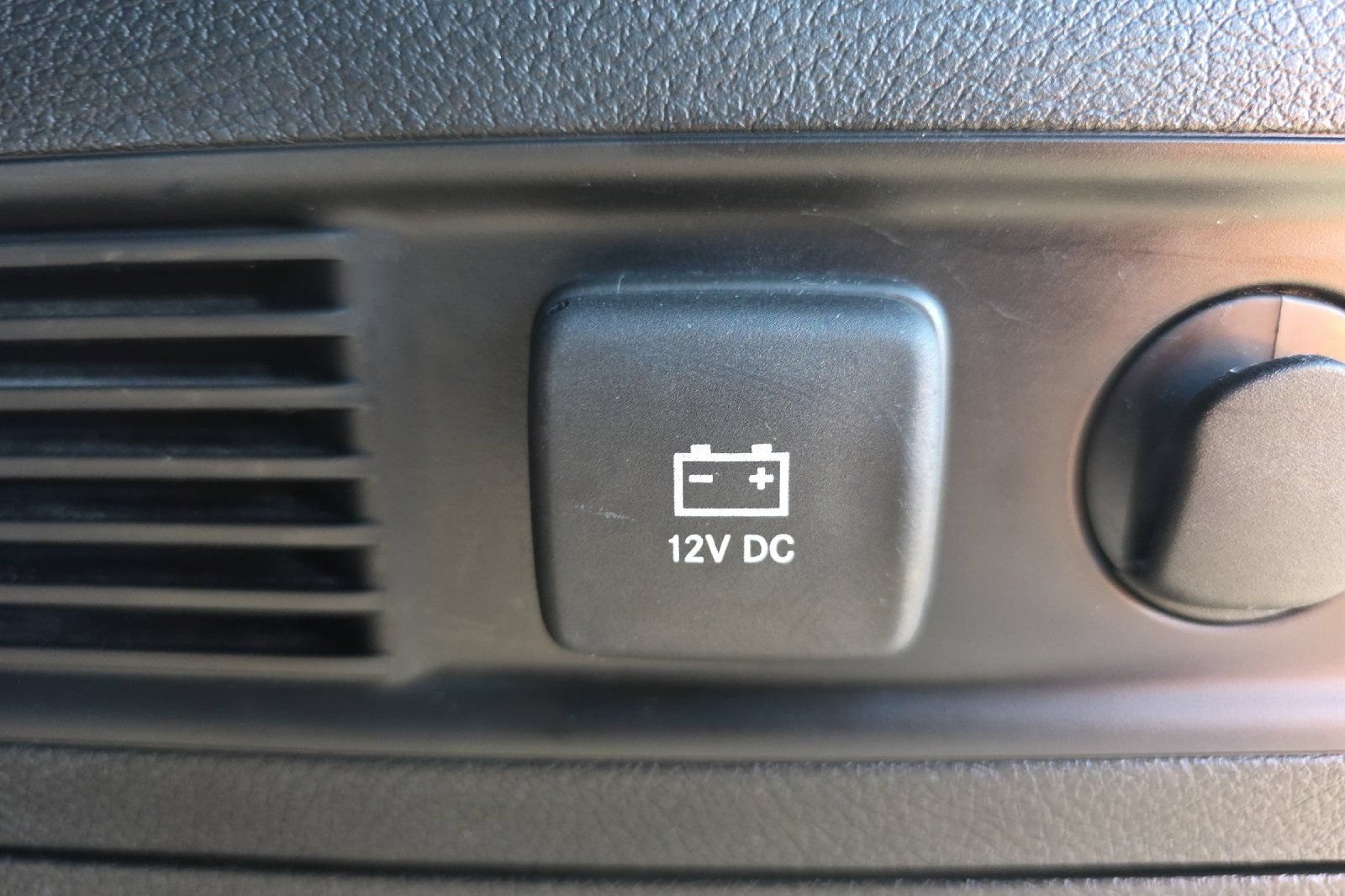 Used 2022 Jeep Wagoneer Series III w/ Convenience Group I AWD/4WD image 39
