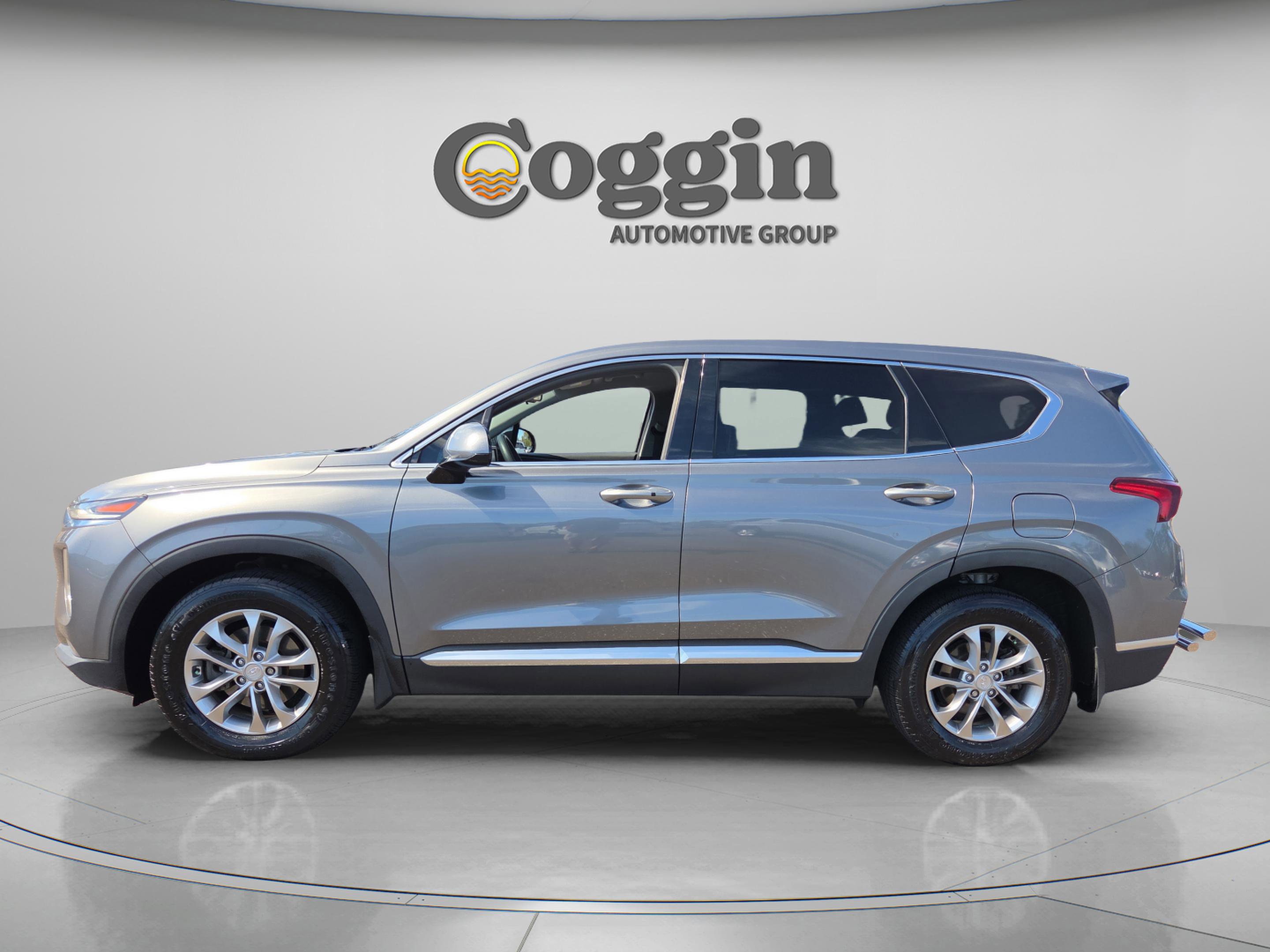 Used 2019 Hyundai Santa Fe SEL image 3