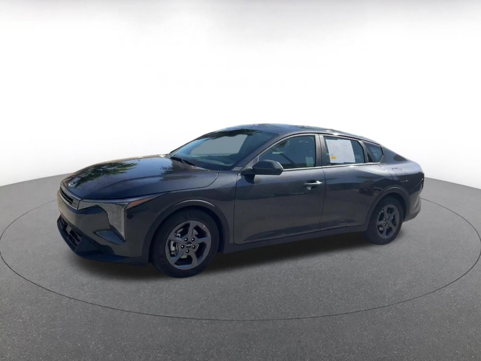 Used 2025 Kia K4 LXS image 8