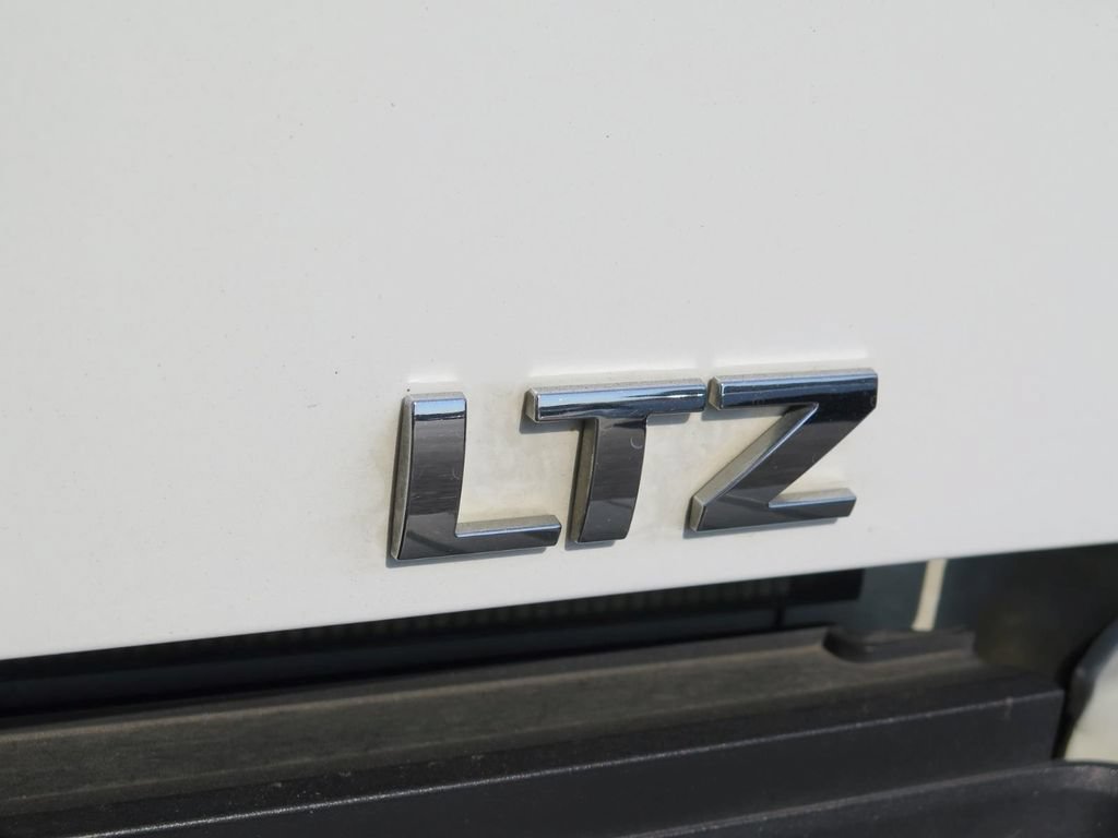 Used 2019 Chevrolet Silverado 2500 LTZ w/ Duramax Plus Package AWD/4WD image 9