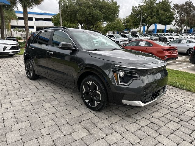 Used 2024 Kia Niro Wind FWD image 16