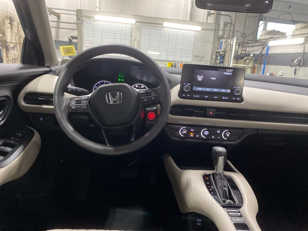 Certified 2024 Honda HR-V LX image 16