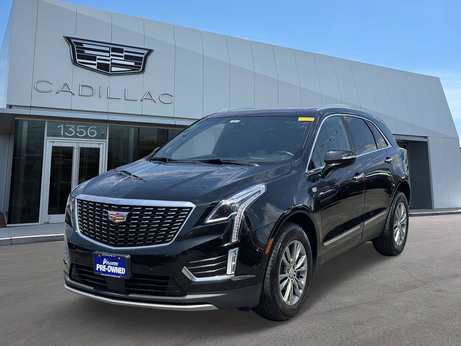 Used 2021 Cadillac XT5 Premium Luxury AWD/4WD image 1