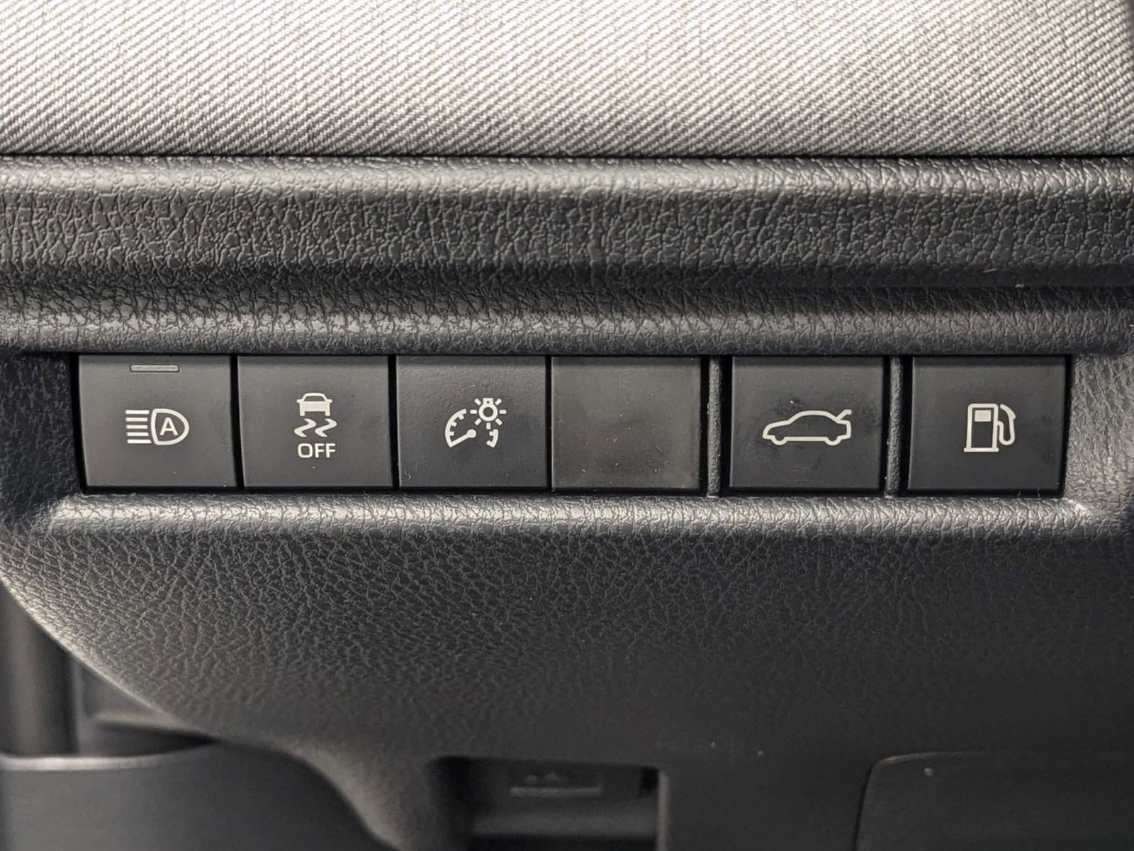 New 2026 Toyota Camry LE image 13