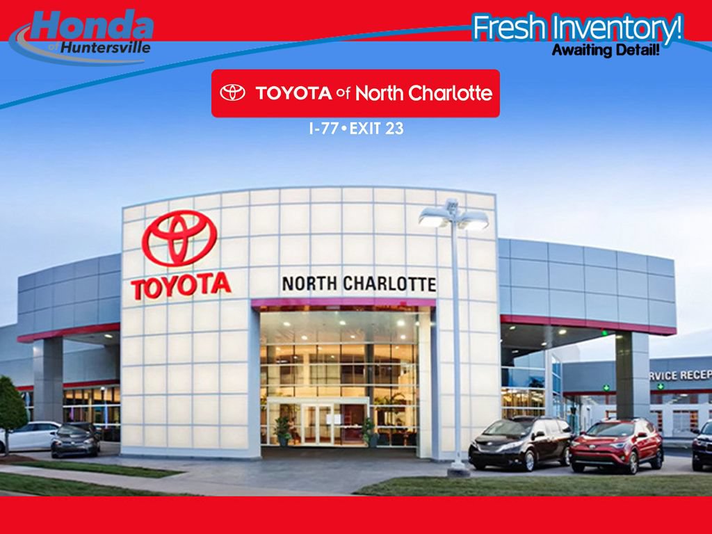 Used 2025 Hyundai Santa Fe SEL FWD image 35