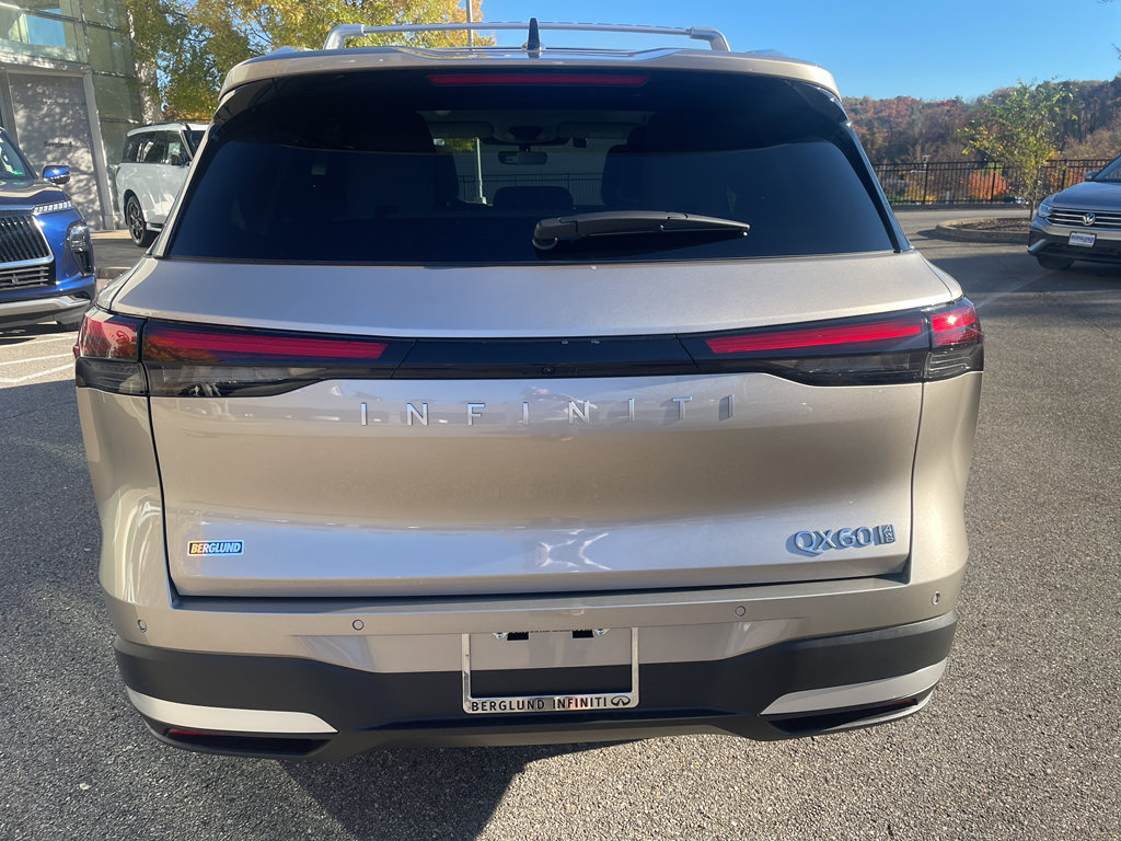 New 2026 INFINITI QX60 Luxe image 8