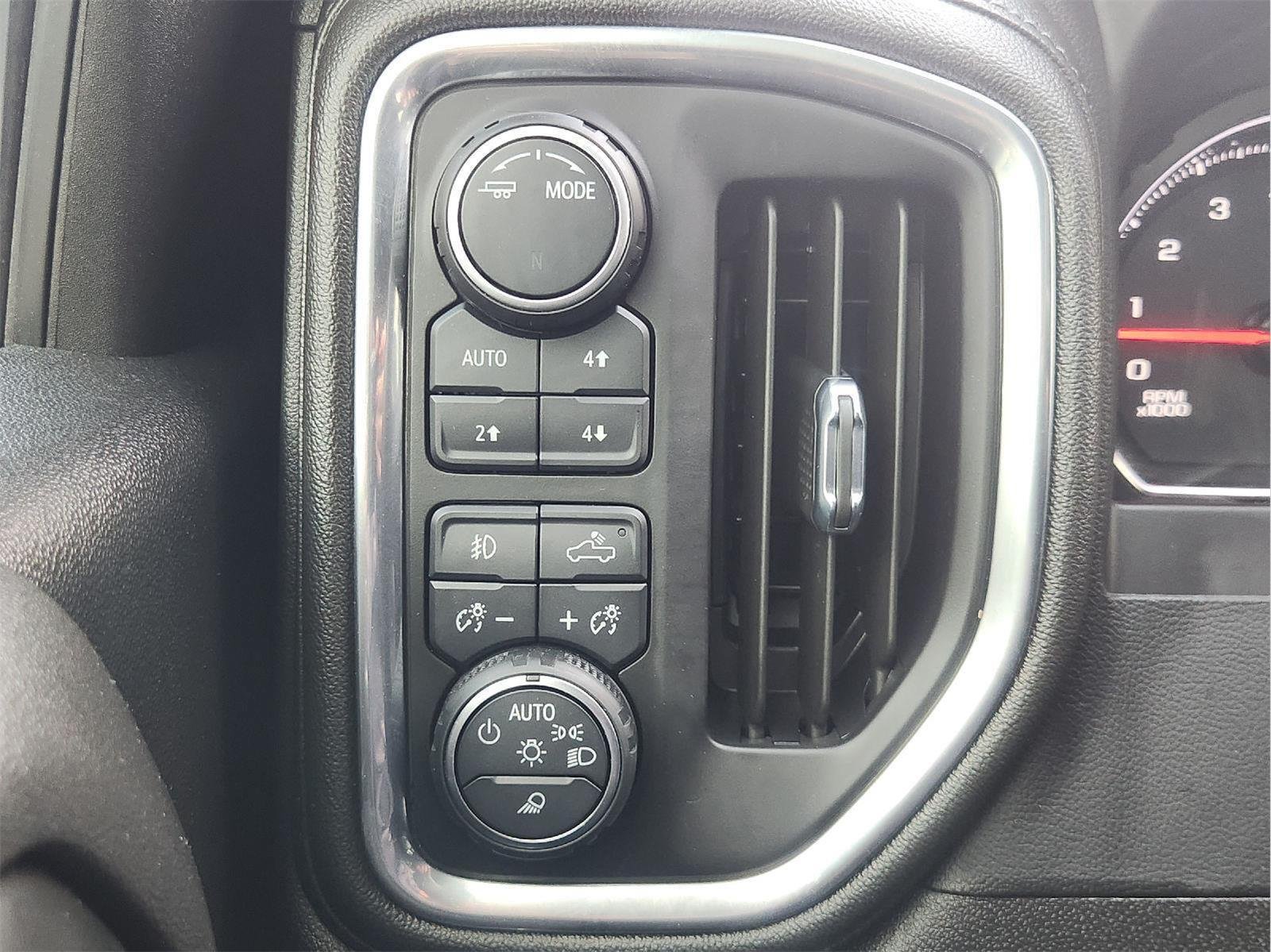 Used 2023 Chevrolet Silverado 2500 LTZ w/ LTZ Plus Package AWD/4WD image 23