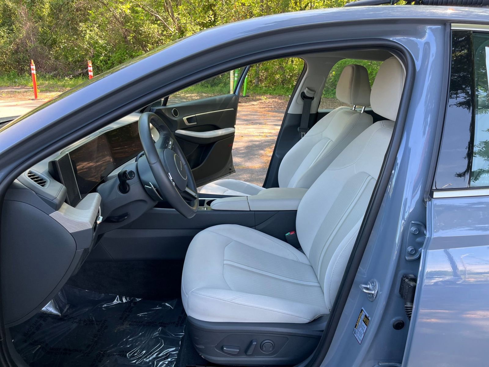 Used 2025 Hyundai Sonata SEL FWD image 27