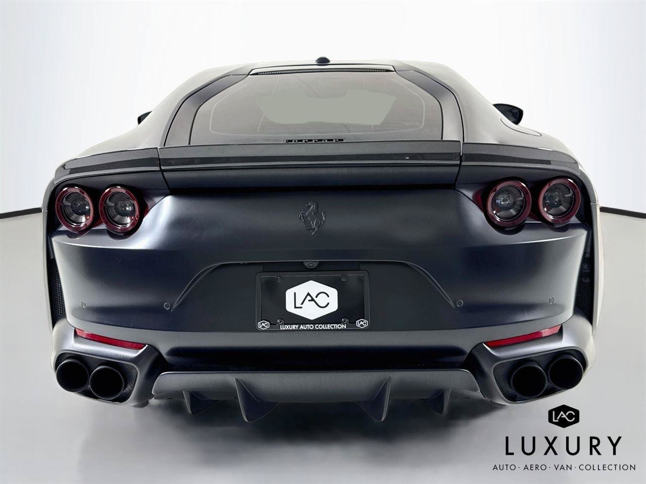 Used 2020 Ferrari 812 Superfast RWD image 7