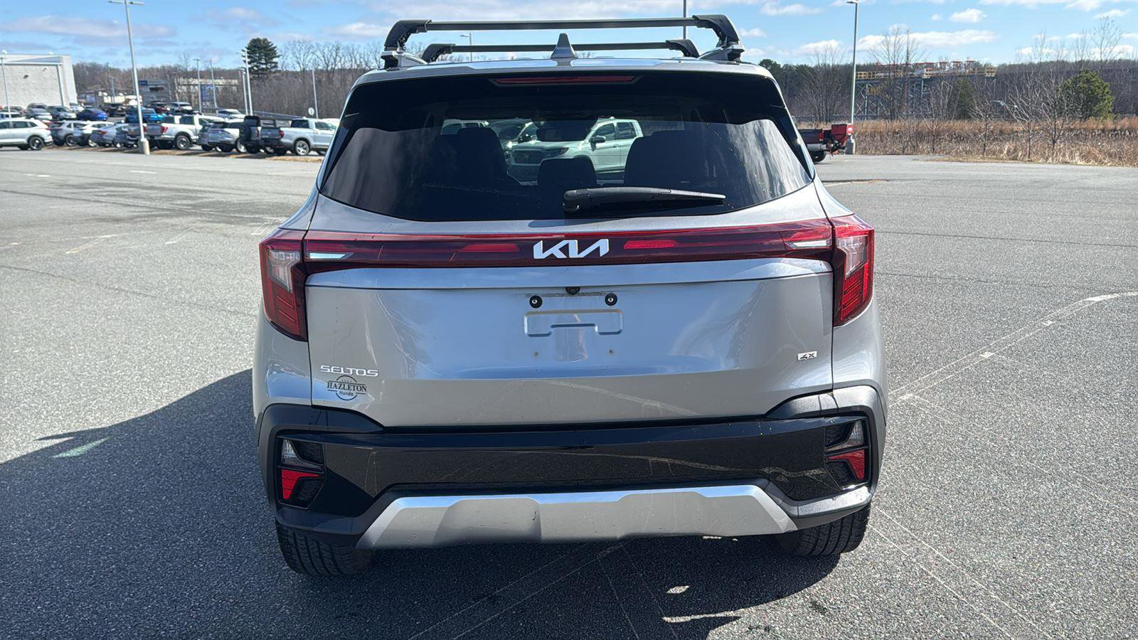 Used 2024 Kia Seltos SX image 8