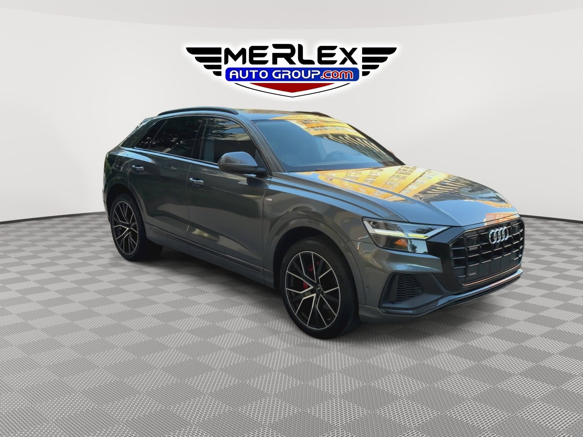 Used 2020 Audi Q8 Premium Plus w/ Premium Plus Package AWD/4WD image 2