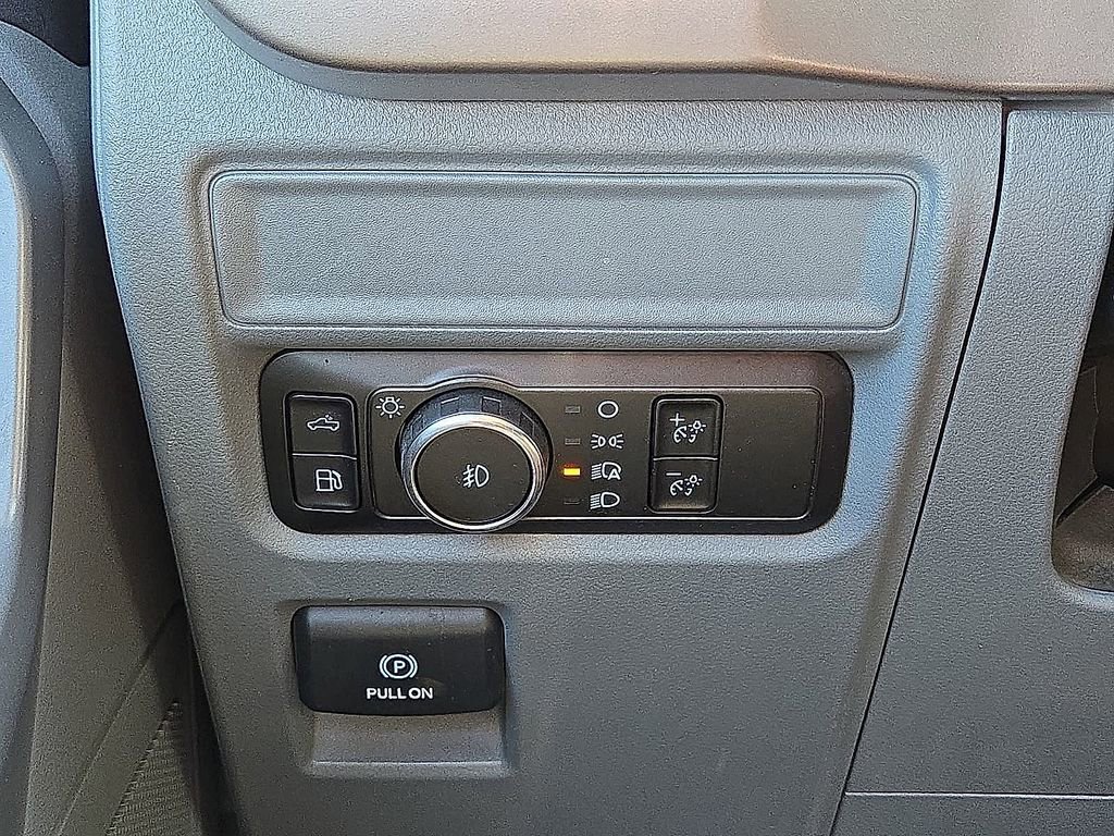 Used 2025 Ford F150 XLT w/ Equipment Group 301A Standard AWD/4WD image 25