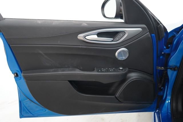 New 2025 Alfa Romeo Giulia AWD image 18