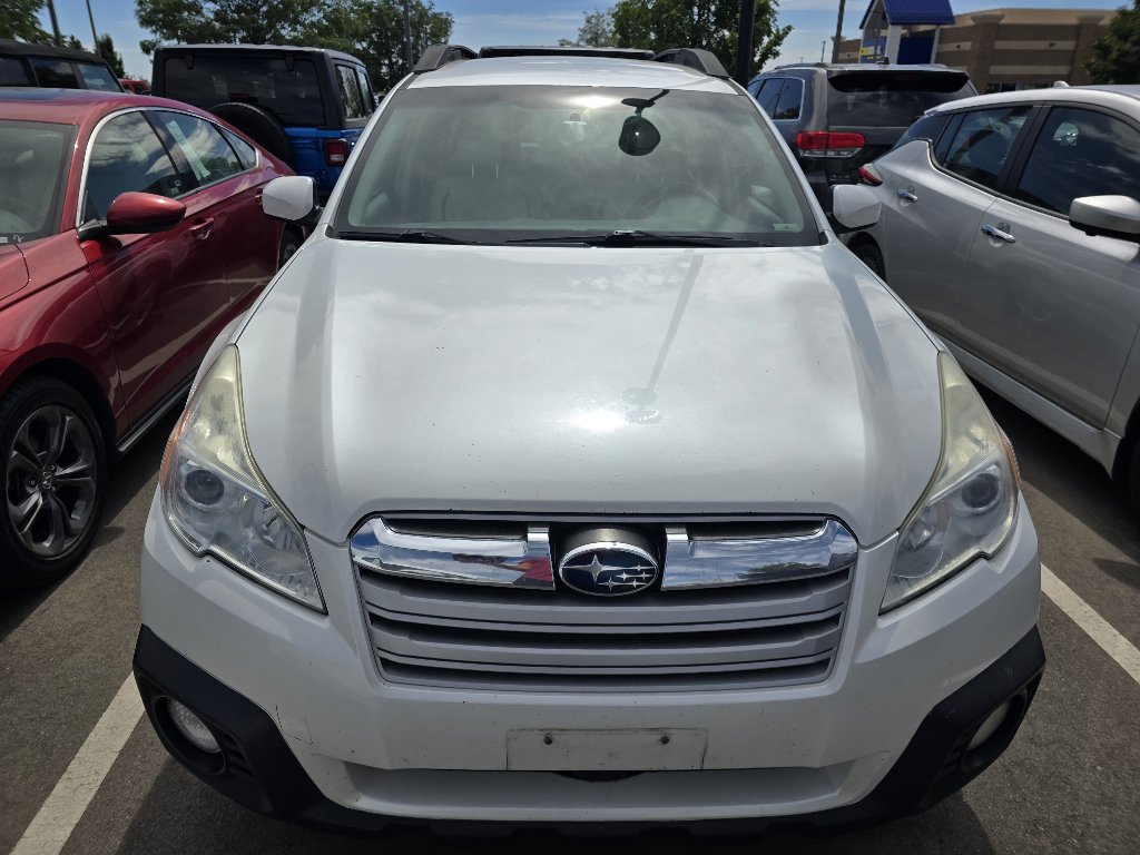 Used 2013 Subaru Outback 2.5i Premium AWD/4WD image 8