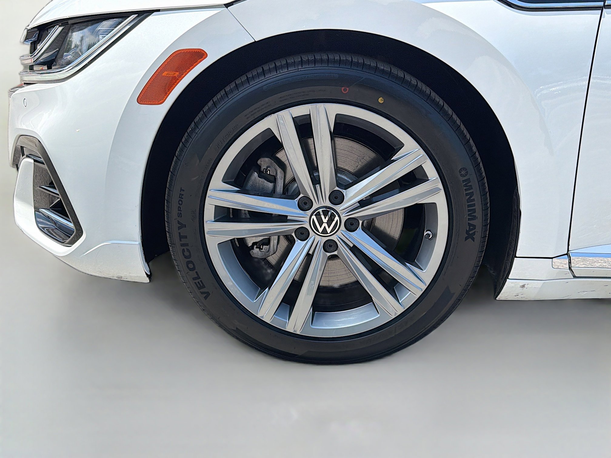 Used 2022 Volkswagen Arteon SE FWD image 39