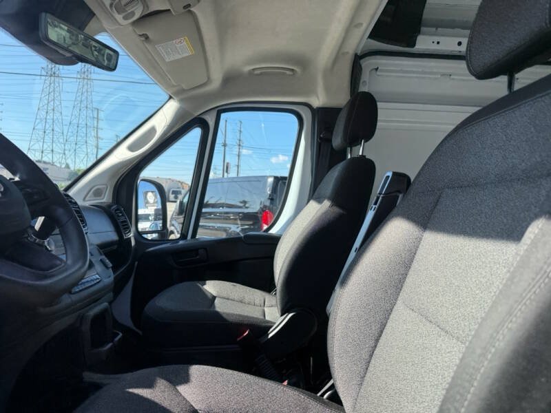 Used 2023 RAM ProMaster 3500 FWD image 16