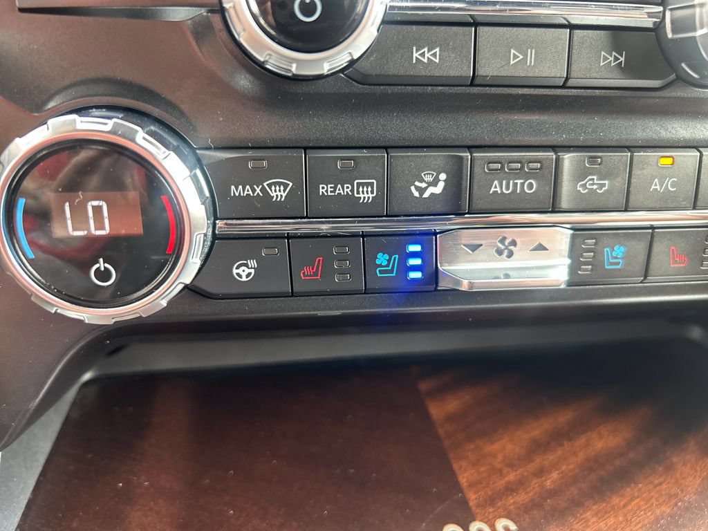 Used 2021 Ford F150 King Ranch w/ Equipment Group 601A High AWD/4WD image 34