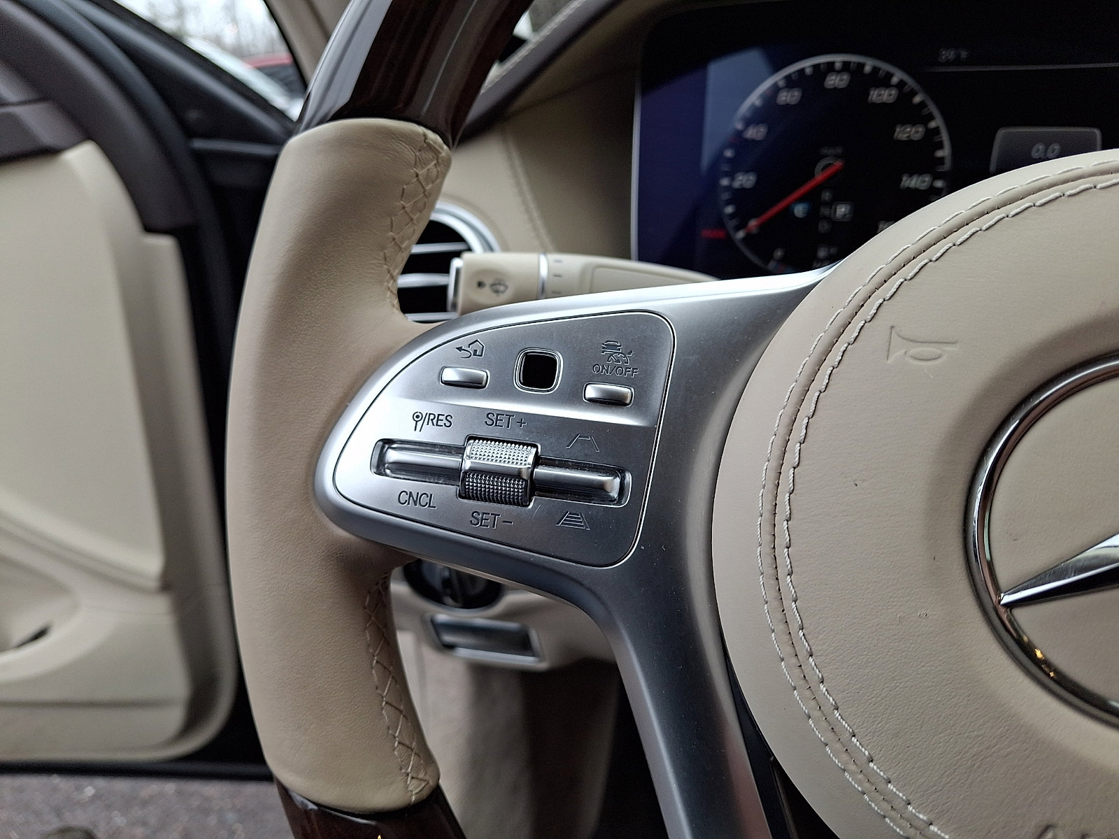 Used 2018 Mercedes-Benz S 450 Sedan image 22