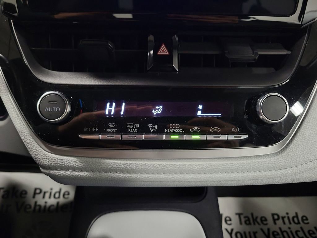Used 2023 Toyota Corolla SE image 17