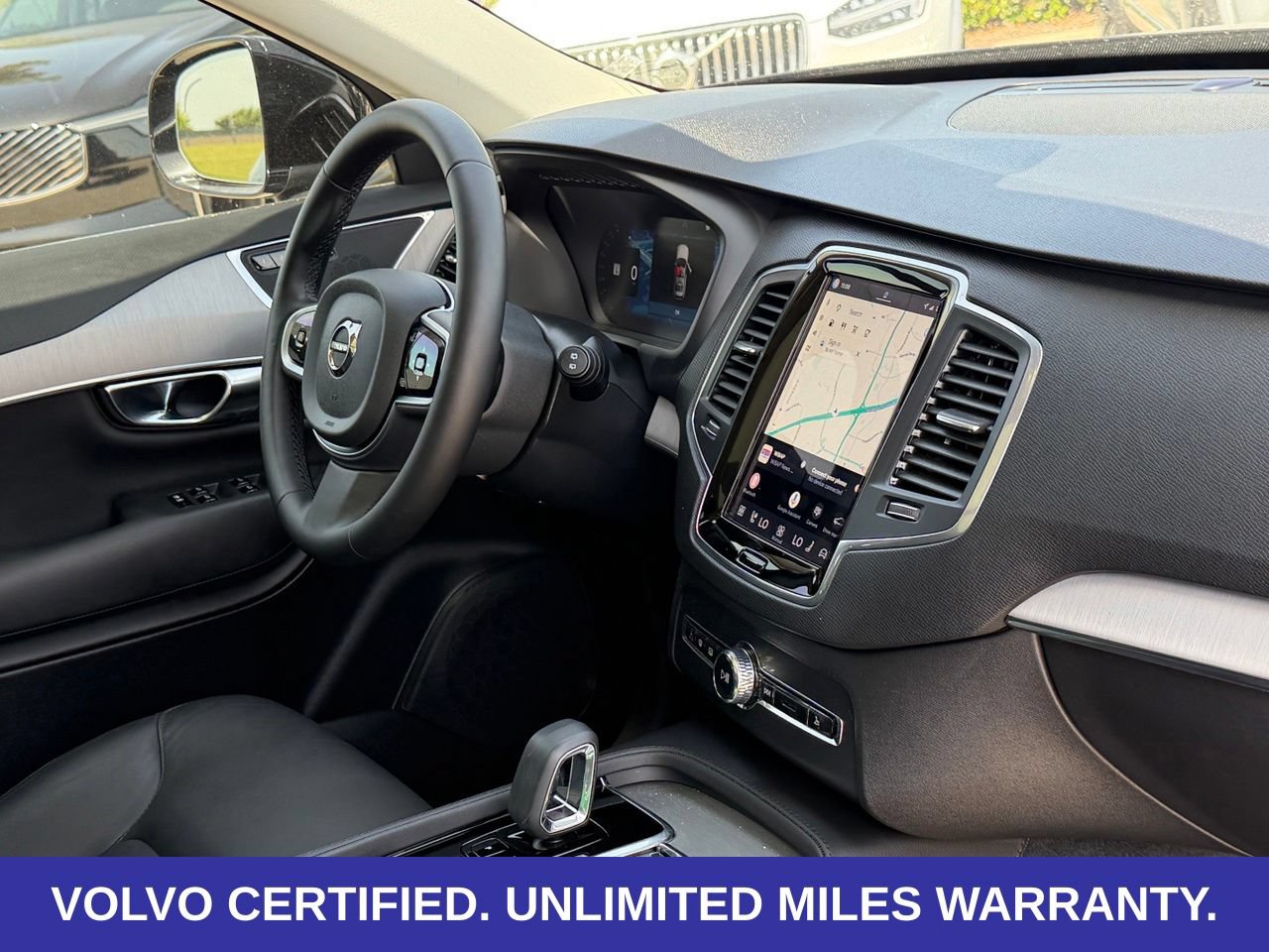 Certified 2025 Volvo XC90 B5 Core w/ Protection Package Premier AWD/4WD image 37