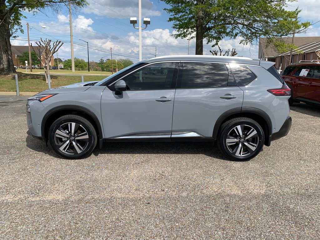 Used 2023 Nissan Rogue SL w/ SL Premium Package FWD image 5