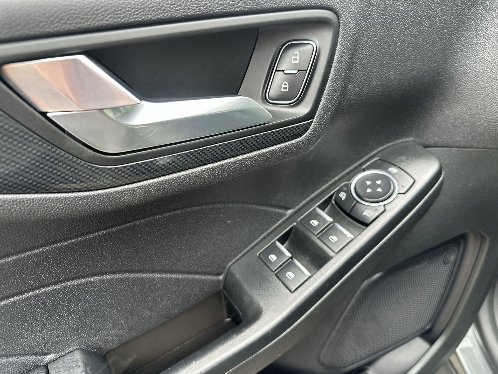 Used 2023 Ford Escape ST-Line FWD image 15