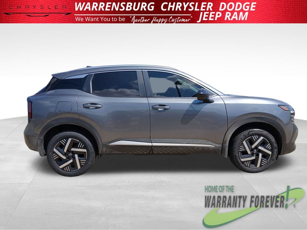 Used 2026 Nissan Kicks SV FWD image 3