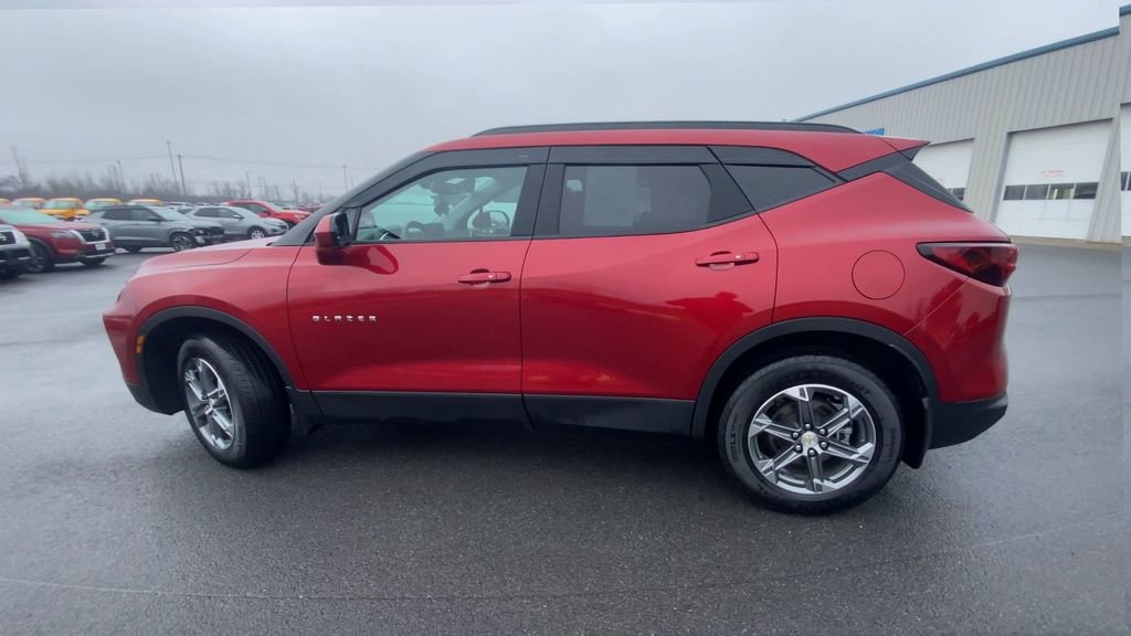 Used 2024 Chevrolet Blazer LT w/ Convenience Package image 5