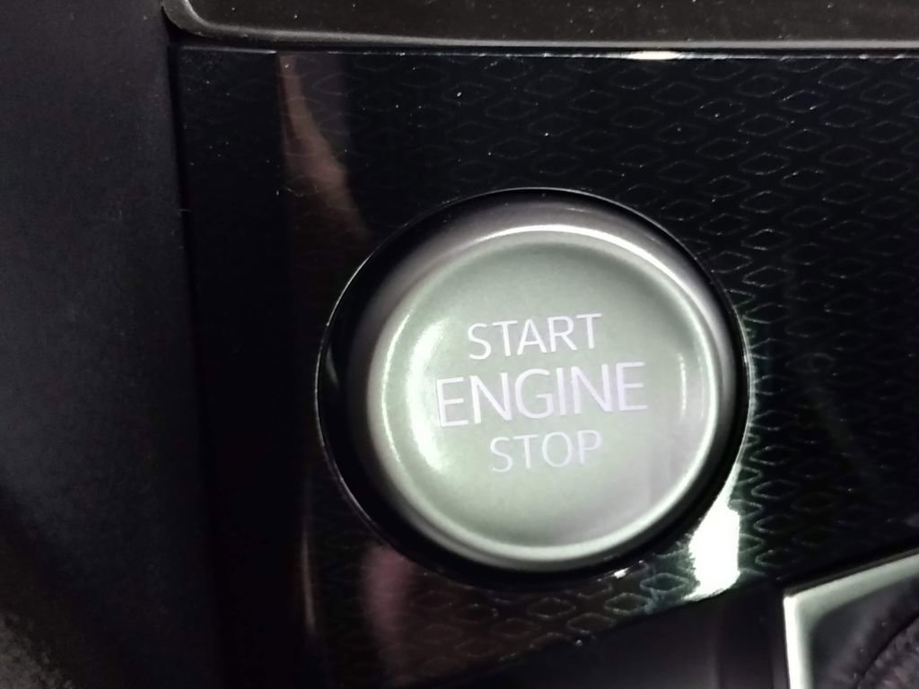 New 2026 Volkswagen Taos SE AWD/4WD image 31