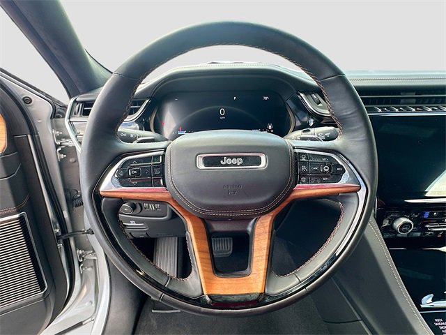 Certified 2022 Jeep Grand Cherokee Summit image 11