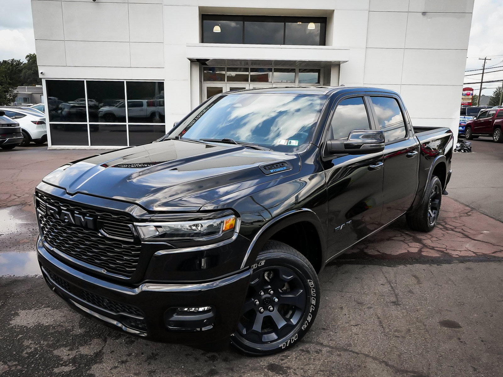Used 2025 RAM 1500 Big Horn AWD/4WD image 8