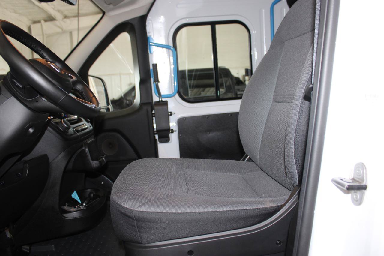Used 2024 RAM ProMaster 3500 w/ Delivery Van Package FWD image 10