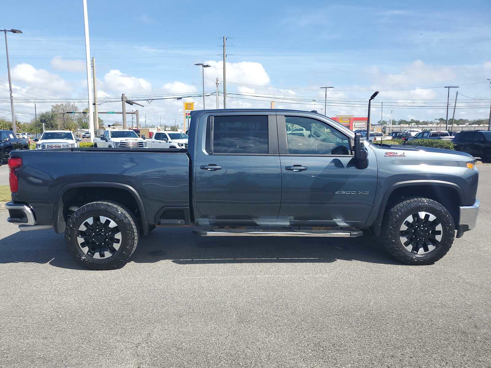 Used 2020 Chevrolet Silverado 2500 LT w/ All Star Edition image 7