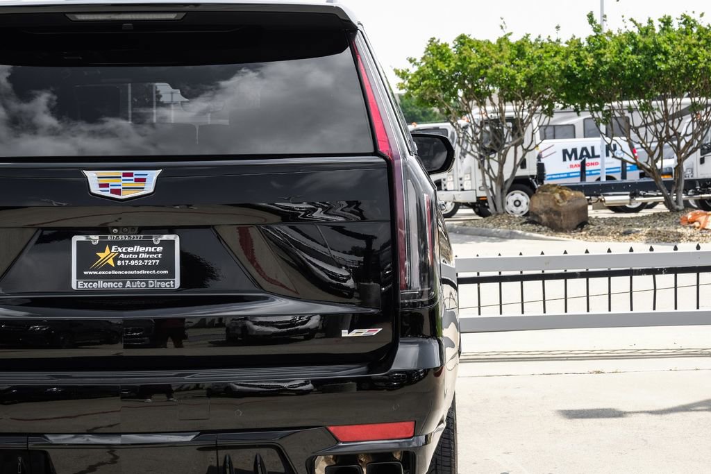 Used 2023 Cadillac Escalade V AWD/4WD image 63