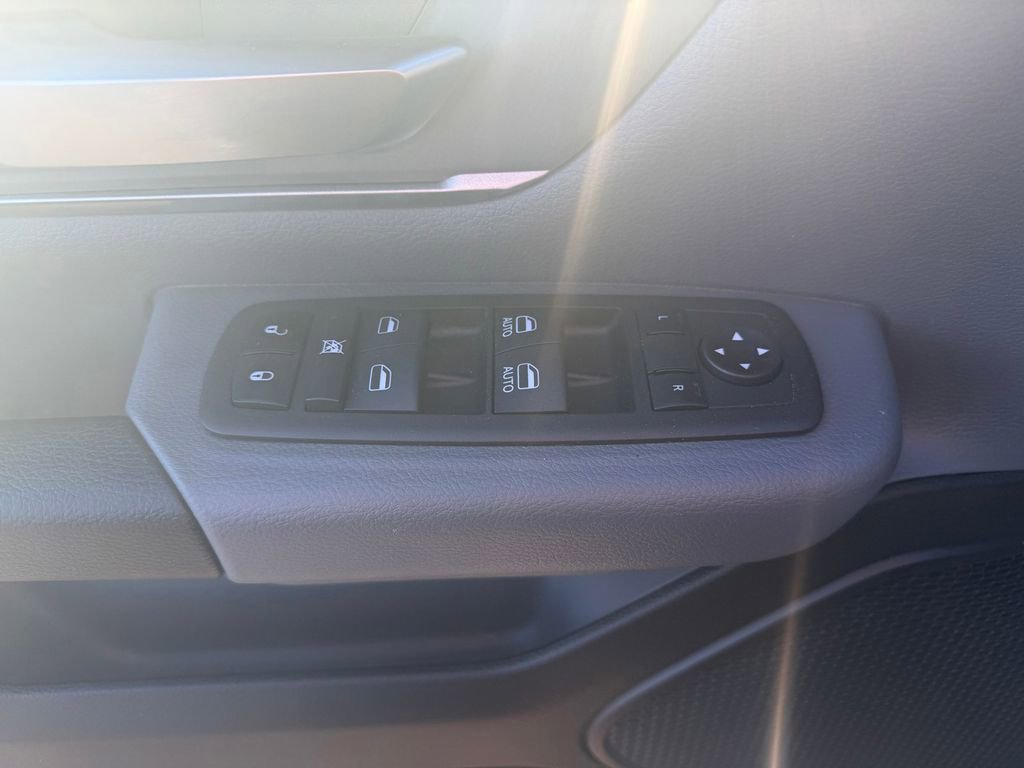 Certified 2022 RAM 1500 Big Horn image 16