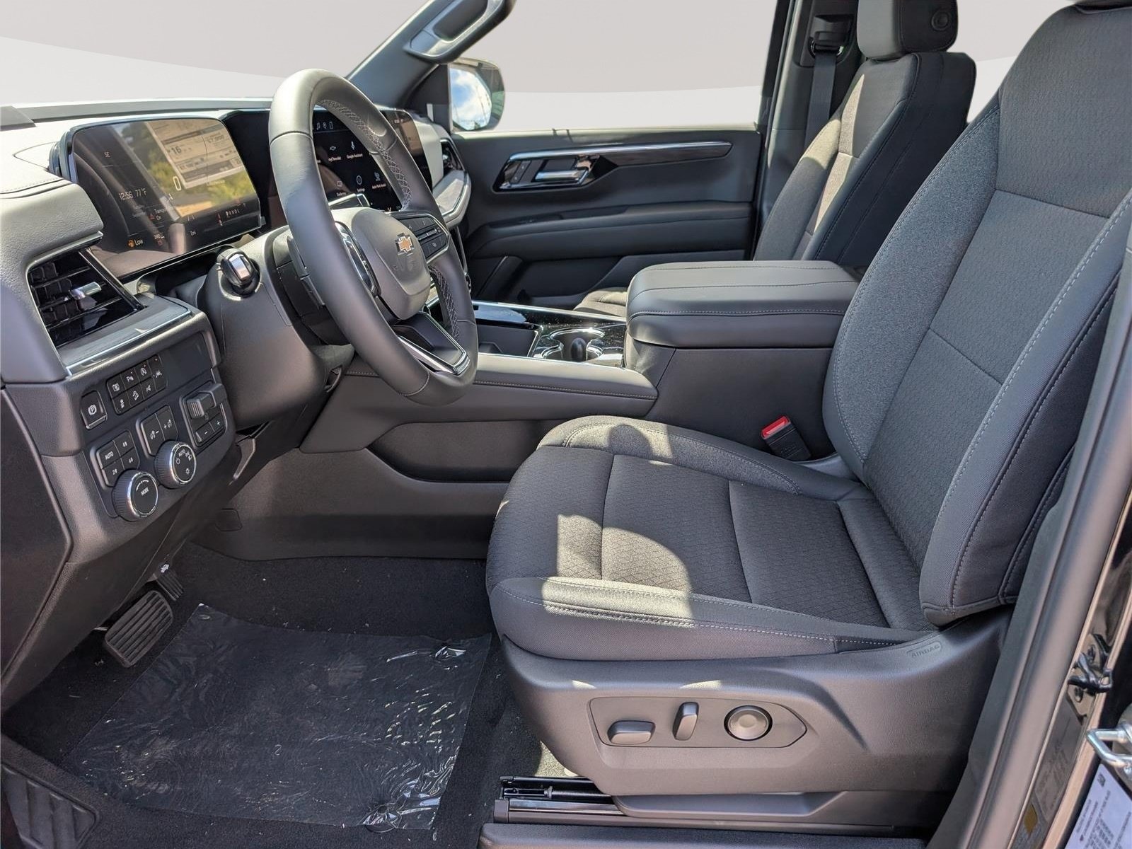 New 2026 Chevrolet Suburban LS w/ LPO, Dark Essentials Package AWD/4WD image 13