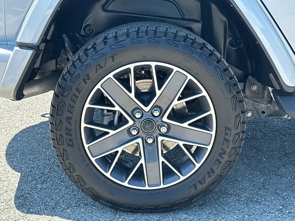 Used 2024 Jeep Wrangler High Altitude AWD/4WD image 8