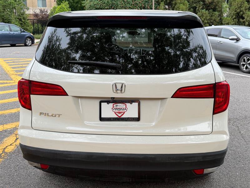 Used 2018 Honda Pilot LX image 10