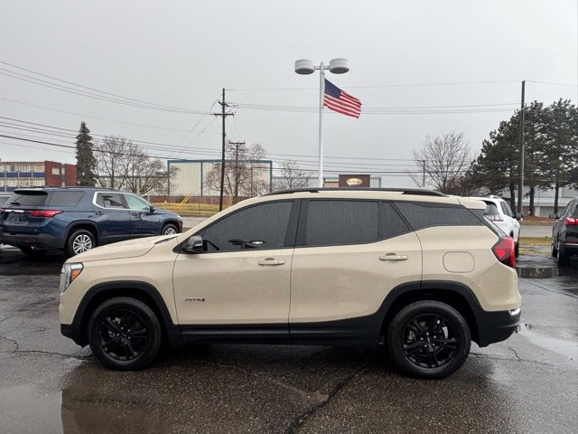 Used 2022 GMC Terrain AT4 w/ LPO, Floor Liner Package image 8