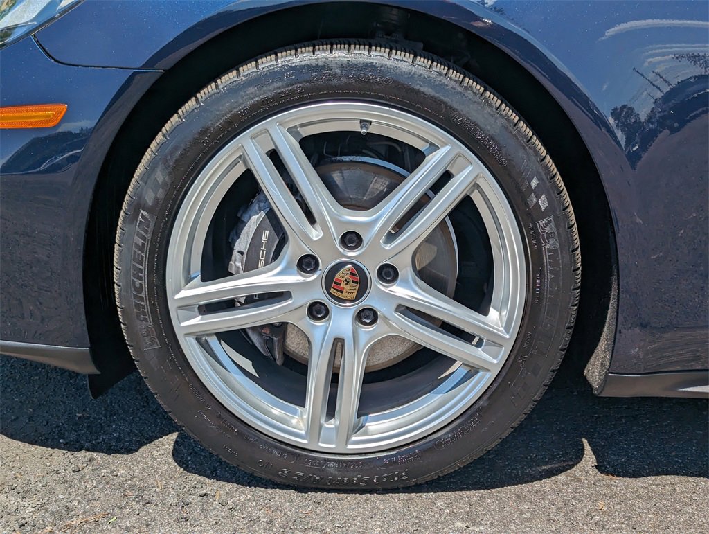 Used 2021 Porsche Panamera image 37