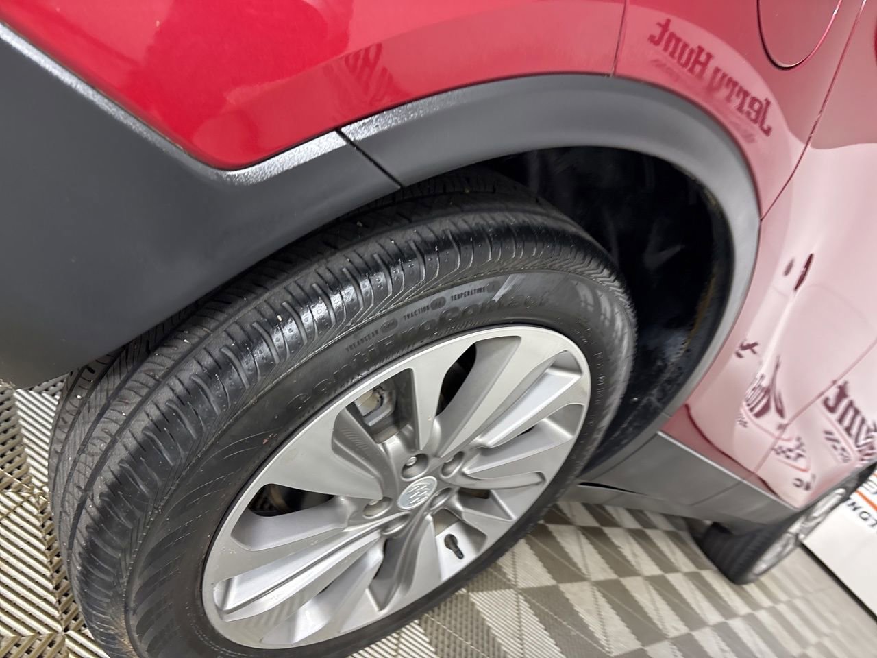 Used 2020 Buick Encore Preferred image 31