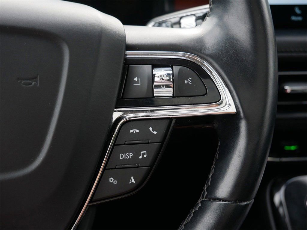 Used 2023 Lincoln Nautilus Reserve w/ Equipment Group 202A image 19