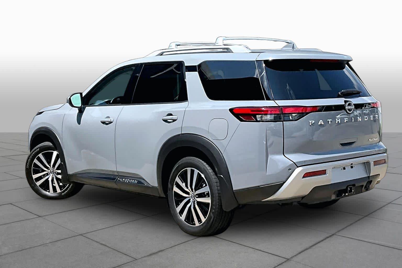 Used 2026 Nissan Rogue SV FWD image 12