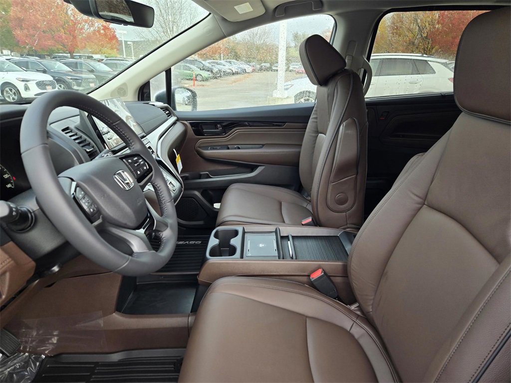 New 2026 Honda Odyssey Touring image 27
