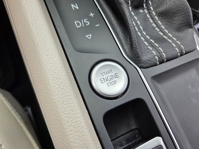 Used 2022 Volkswagen Atlas SE image 25